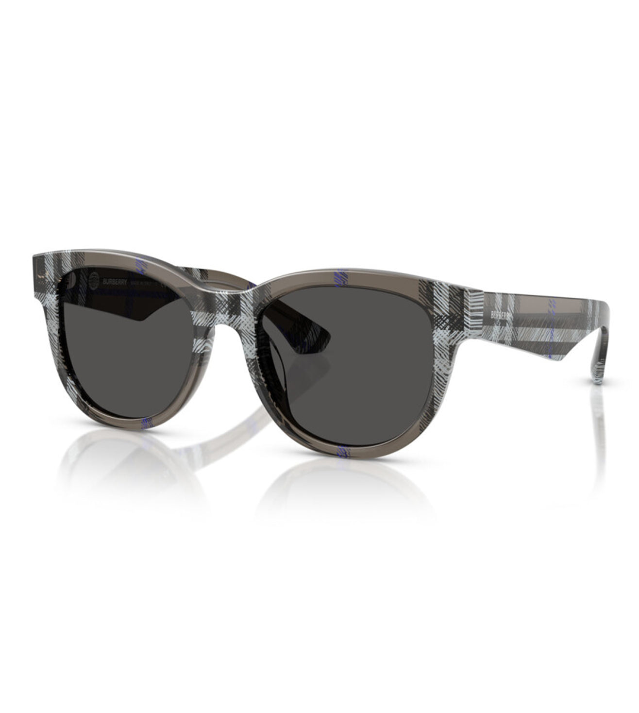 Burberry-zoom-2