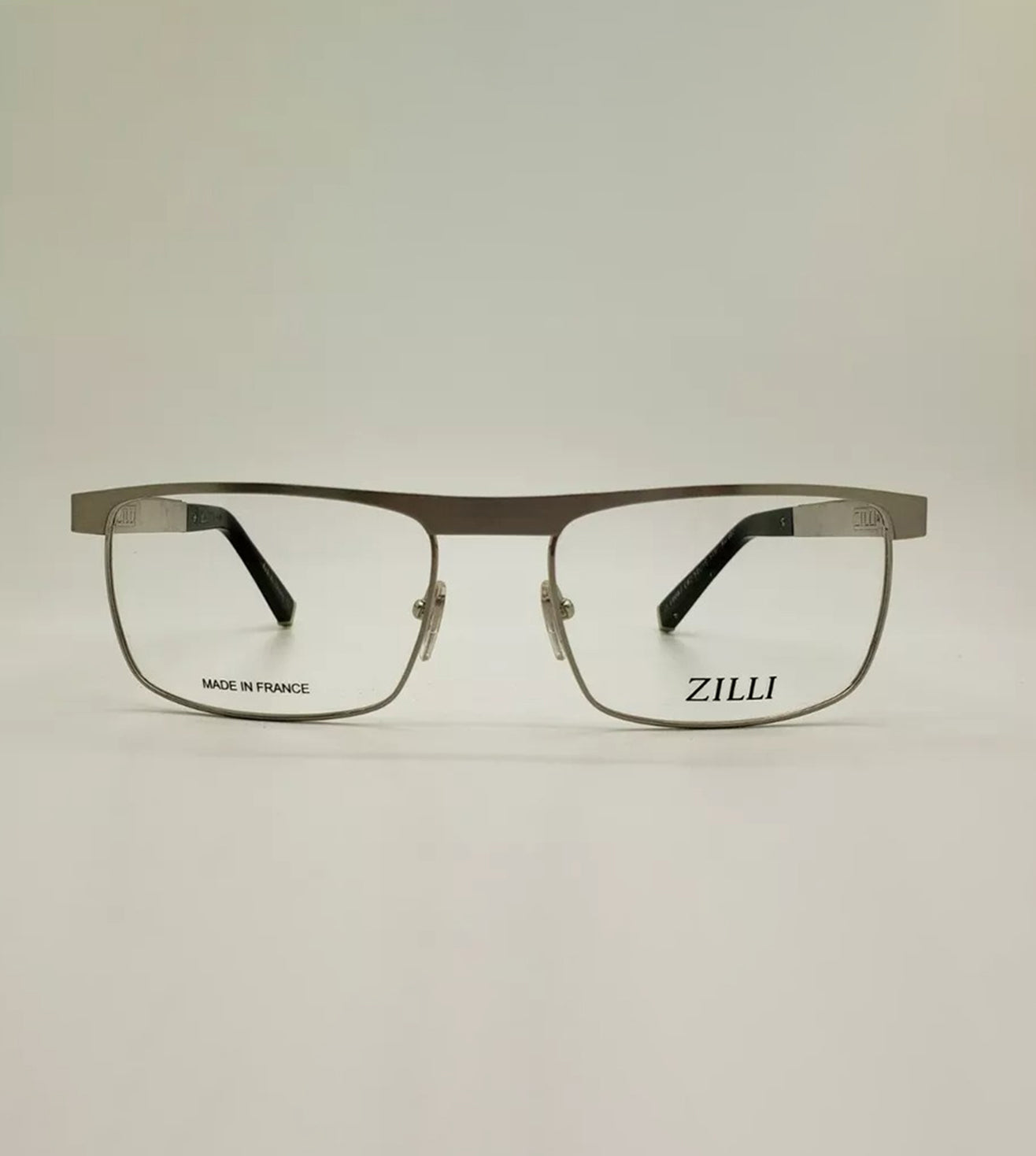 Zilli-zoom-1