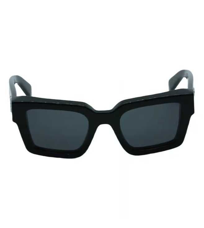 Off White Women's Grey Cat Eye Sunglasses OERI15011007