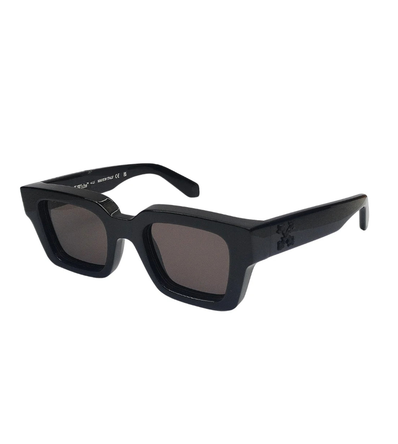 Off White Men's Black Wayfarer Sunglasses OERI008C9941307